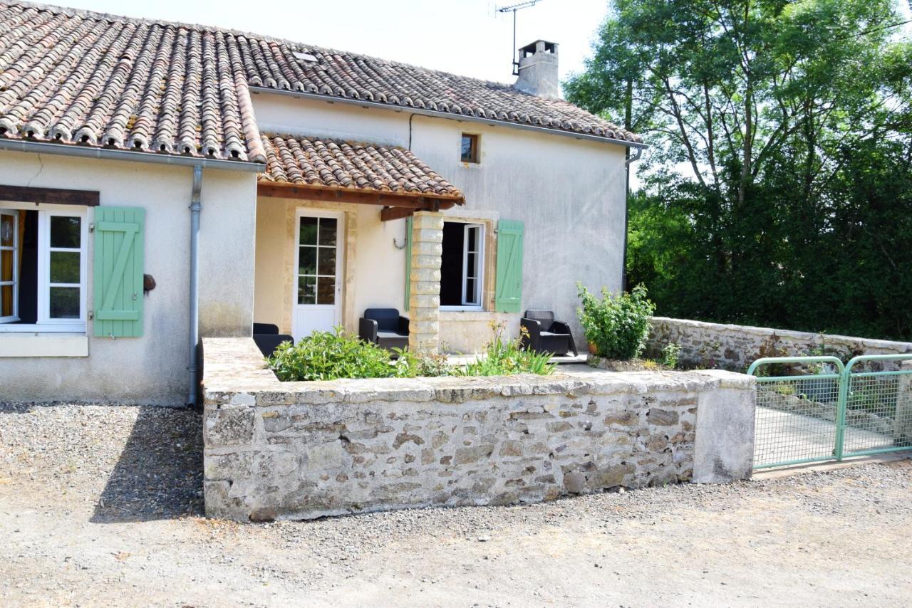 Maison Charismatique A Saint-Germier Avec Jardin Cloture. Exterior photo